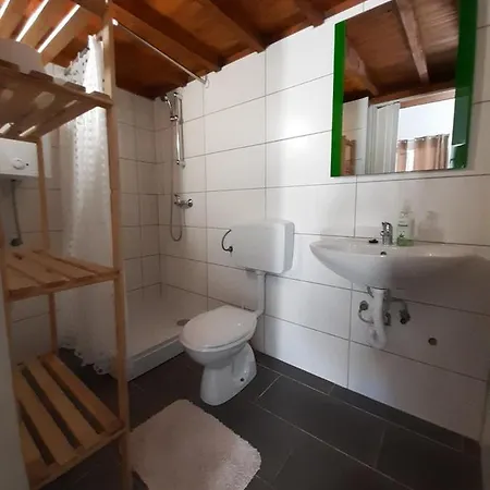 Christine Studio Apartman Apartment *