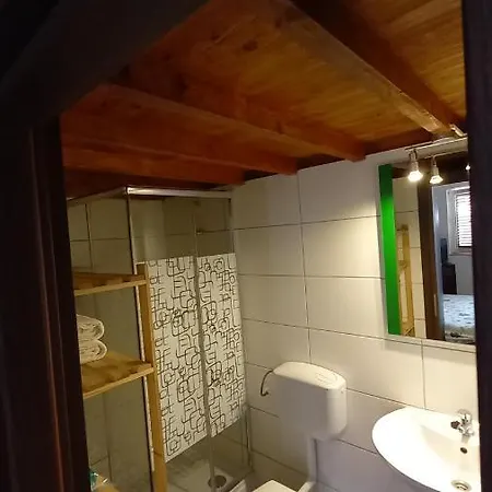 Christine Studio Apartman Apartment
