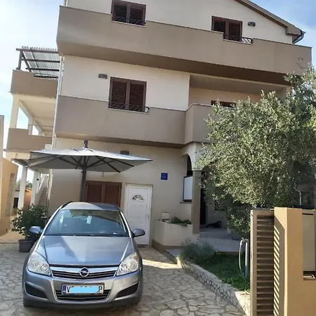Apartment Christine Studio Apartman Bibinje