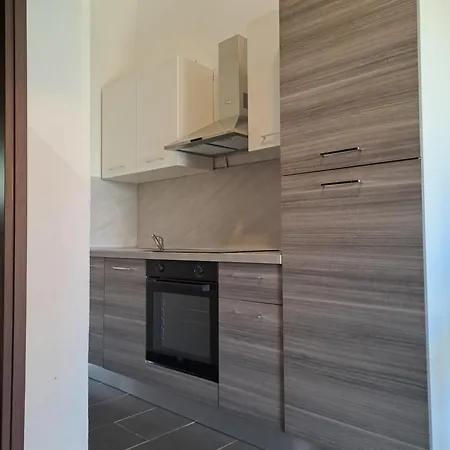 Christine Studio Apartman *