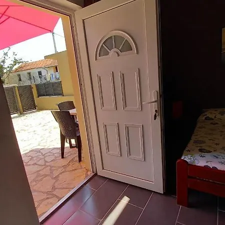 Christine Studio Apartman * Bibinje